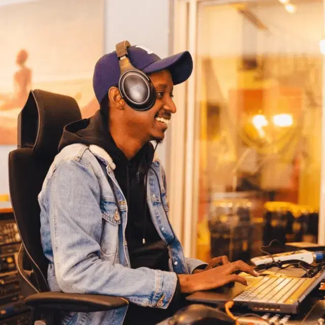 Hendrick Sam - Course Leader