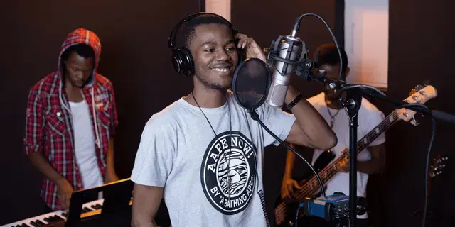 Crafting a Fulfilling Career in Music: Strategies, Challenges, and Prospects