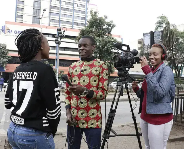 How to be a successful blogger with Owaahh