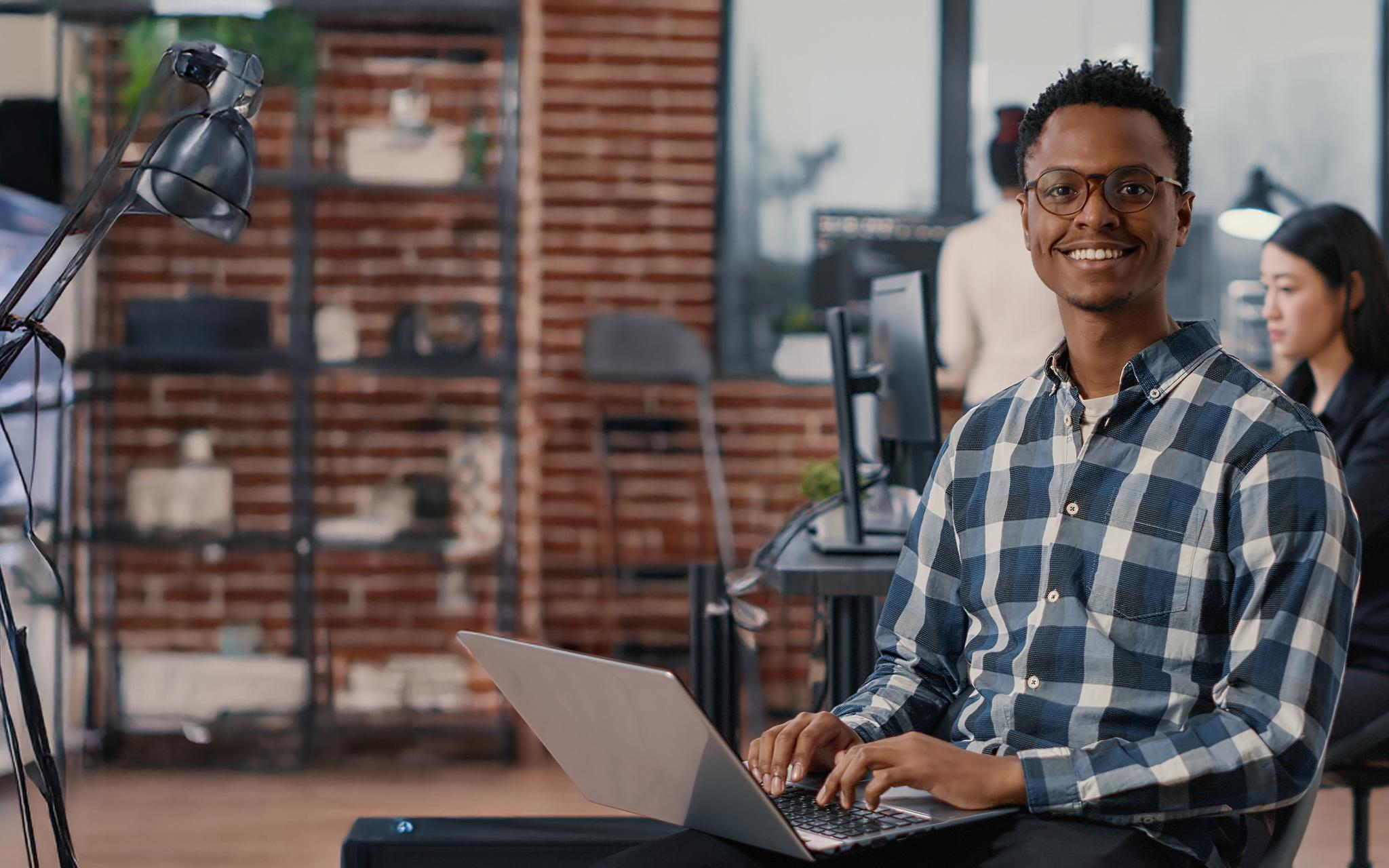 Data Analytics and Visualisation - Course Cover Image